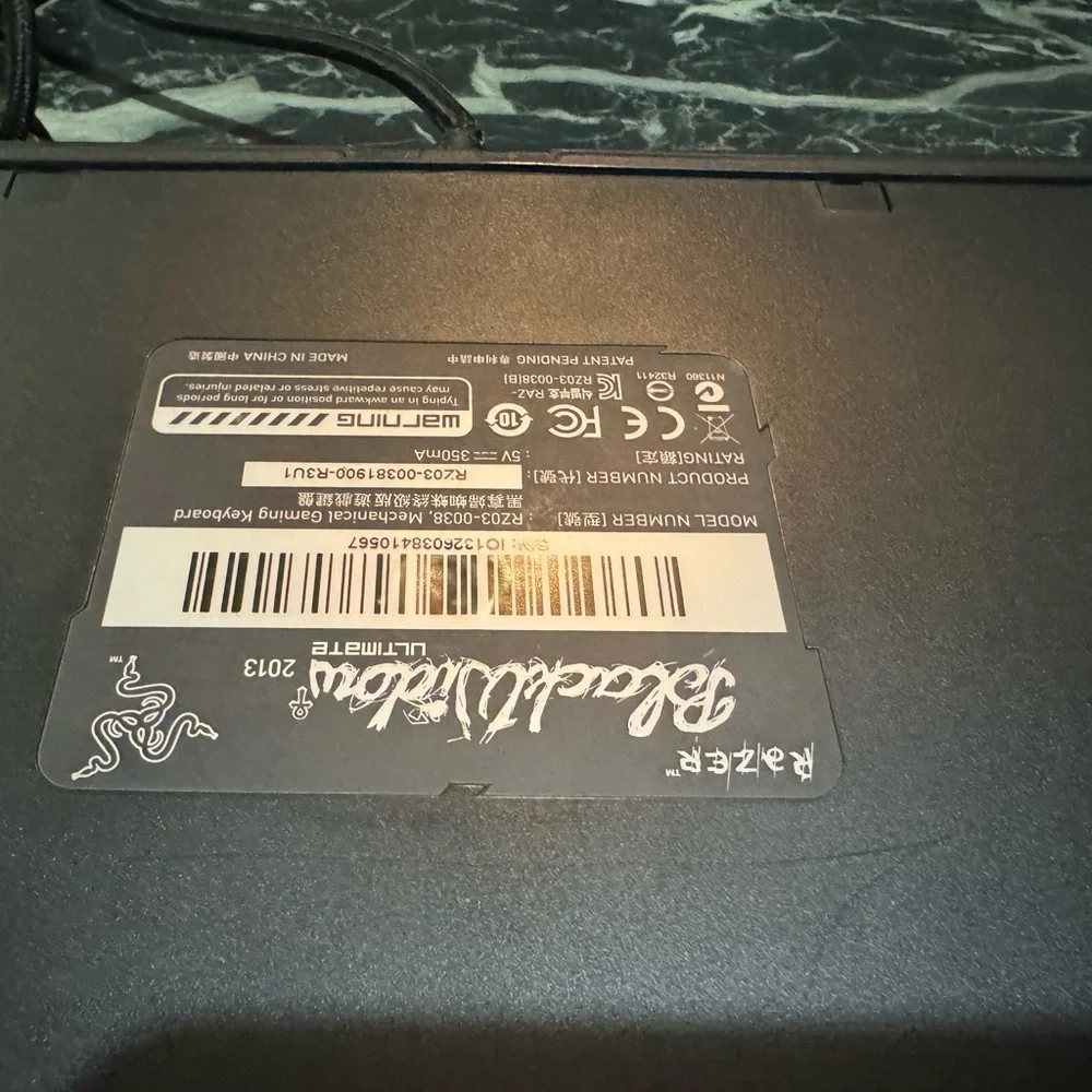 RAZER BLACKWIDOW ULTIMATE MECHANICAL BACKLIT KEYBOARD RZ03-0038
